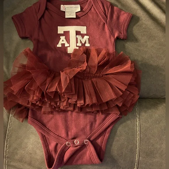 Darling Maroon ATM Aggie Tutu Onsie - Picture 1 of 3